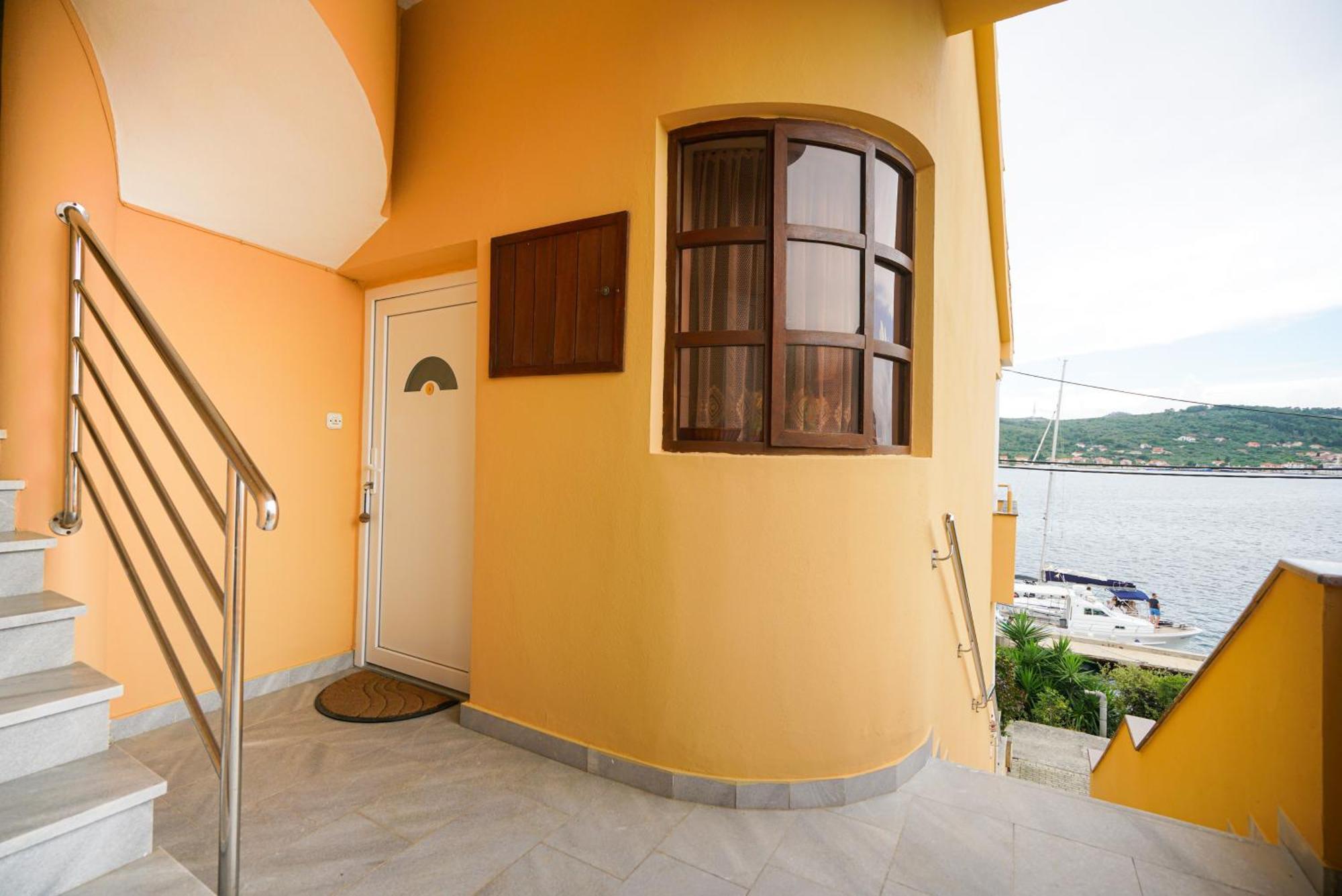Apartments Osljak เปรโก ภายนอก รูปภาพ